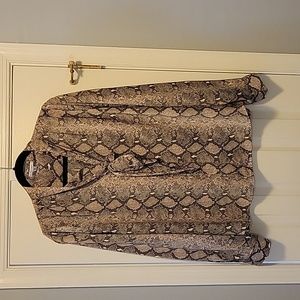 Stella & Dot Animal Print Blouse. 1X